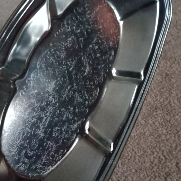 Chrome Plated Bread Tray - Picture 2 of 4